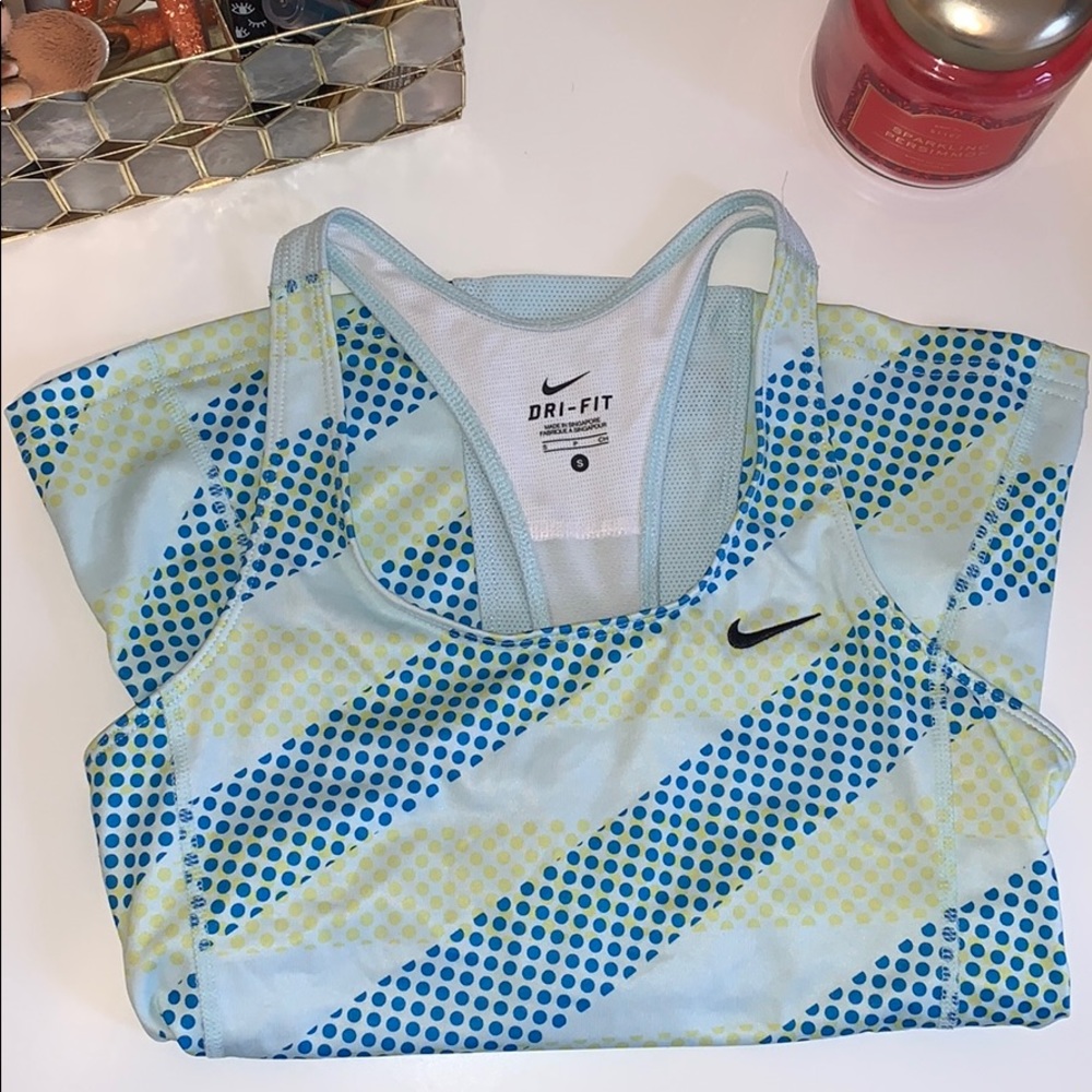 Nike Racerback Tank Top Patterned Built In Bra